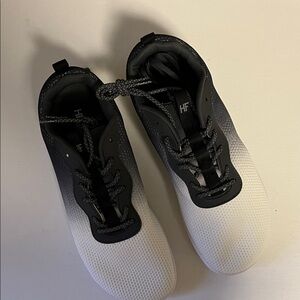 Hike Footwear Shade Barefoot Sneaker Euro 45